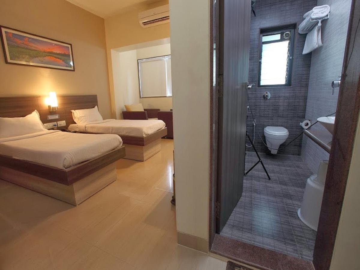Motel Visava Mahad Room photo